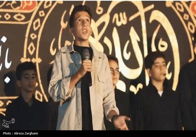 همخوانی سرود ملی &#171;ای ایران&#187; توسط نوجوانان قزوینی
