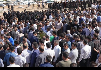 مراسم تشییع پیکر پاک شهید امدادگر کورش بیرانوند
