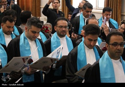 آیین تحلیف 130 کارآموز وکالت کانون وکلای قوه قضائیه در کرمان