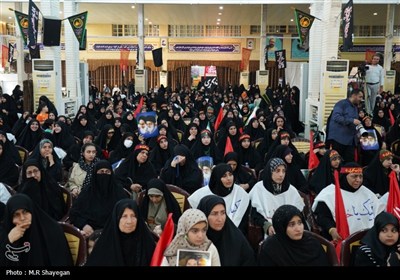 اجتماع بزرگ زیـنبیون بوشهری‌ها با حضور سرکارخانم امامی مجری صدا و سیما