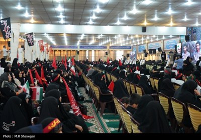 اجتماع بزرگ زیـنبیون بوشهری‌ها با حضور سرکارخانم امامی مجری صدا و سیما