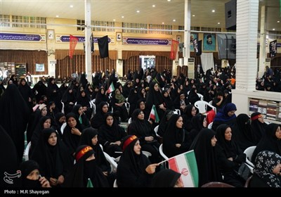 اجتماع بزرگ زیـنبیون بوشهری‌ها با حضور سرکارخانم امامی مجری صدا و سیما