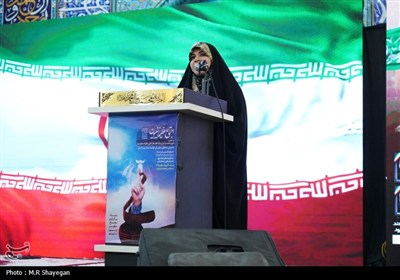 اجتماع بزرگ زیـنبیون بوشهری‌ها با حضور سرکارخانم امامی مجری صدا و سیما