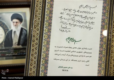 حضور رئیس مجلس در منزل سرداران شهید رشید، سلامی و محققی