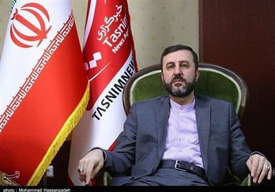 تقرير غريب آبادي عن اجتماع محافظي الدول الساحلية لبحر قزوين في رشت