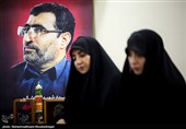 دیدار جمعی از چهره های رسانه ای زنان با خانواده شهید باقری