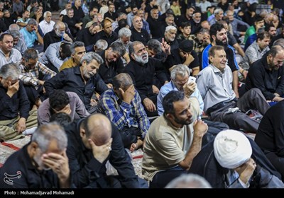 نجوای توسل به حریم کبریا در مسجد مقدس جمکران