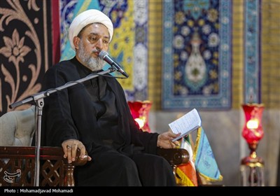 نجوای توسل به حریم کبریا در مسجد مقدس جمکران
