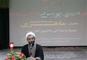پیروزیهای انقلاب نتیجه پیوند ایمان و عمل است