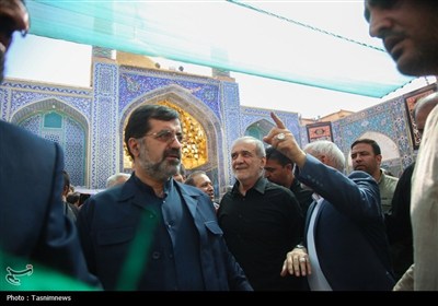 تشرف رئیس جمهور به زیارت حضرت فاطمه معصومه(س)