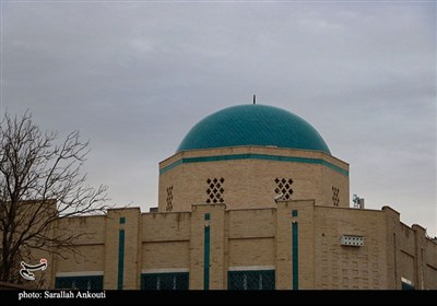 جلوه‌گری گنبدها و شکوه و صلابت مساجد کرمان