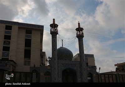 جلوه‌گری گنبدها و شکوه و صلابت مساجد کرمان