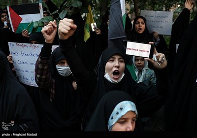 تجمع مردمی مقابل دفتر سازمان ملل در تهران