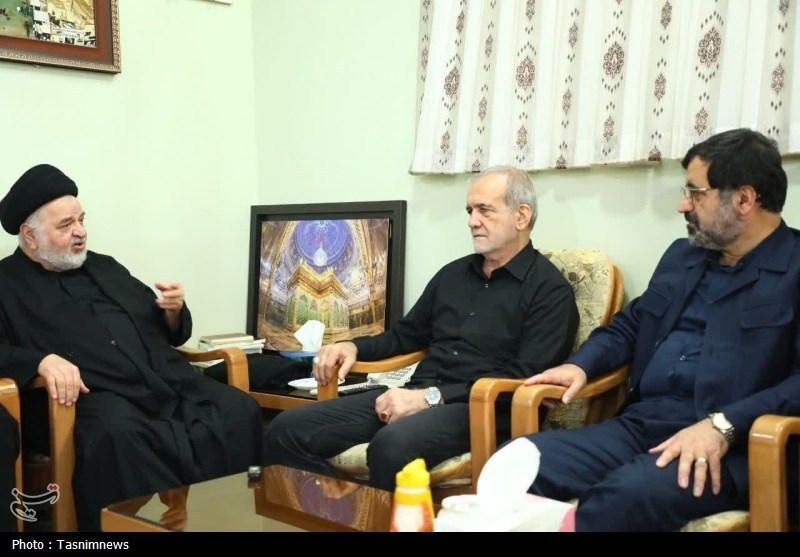 رئیس‌جمهور با نماینده آیت‌الله سیستانی در ایران دیدار کرد+ تصاویر