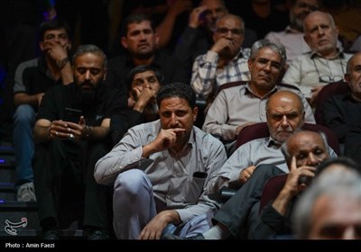 چهلمین شب شعر عاشورا؛ آیین تجلی عشق و حماسه در بستر شعر آیینی