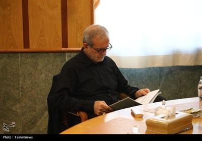 دیدار پزشکیان با نمایندگان قم و طلاب کرمانی