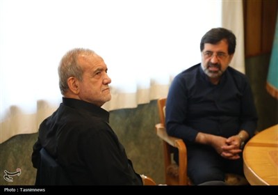 دیدار پزشکیان با نمایندگان قم و طلاب کرمانی