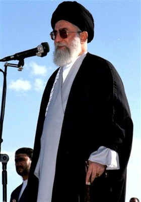 ترسیم پیوند عمیق قلبی مردم اردبیل با امام خامنه‌ای به روایت تصویر