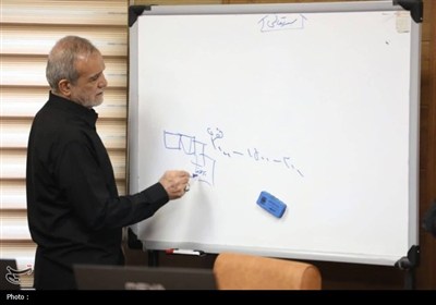 پزشکیان‌ در بازدید ‌از پروژه ملی آزادراه شمالی