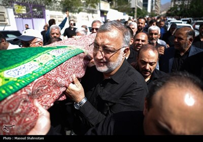 مراسم تشییع پیکر احمد توکلى