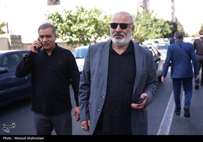 مراسم تشییع پیکر احمد توکلى