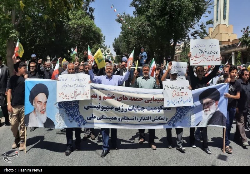 راهپیمایی «جمعه‌های خشم و نصر» در شهرکرد + تصاویر