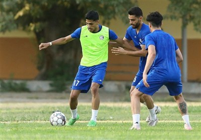 چینی: استقلال از سه مدعی دیگر خیلی عقب است