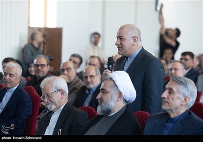 نشست رئیس جمهور با معاونان و مدیران وزارت امور خارجه