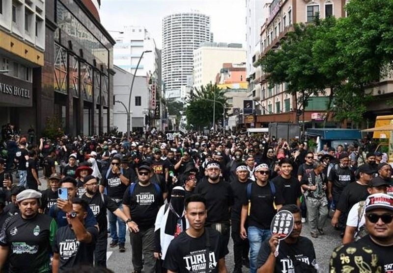 Malaysians Protest Rising Living Costs