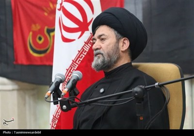 دیدارهای صمیمانه آیت‌الله عاملی با فعالان مصلای امام(ره) و طلاب جدید اردبیل