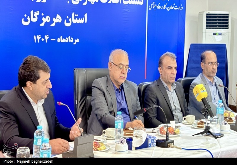 استان،آموزش،توسعه،هرمزگان،استاندار،حوزه،مهارتي،مهارت،فني