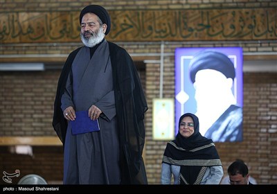 آیین تجلیل از خادمان و دست‌اندرکاران حج 1404