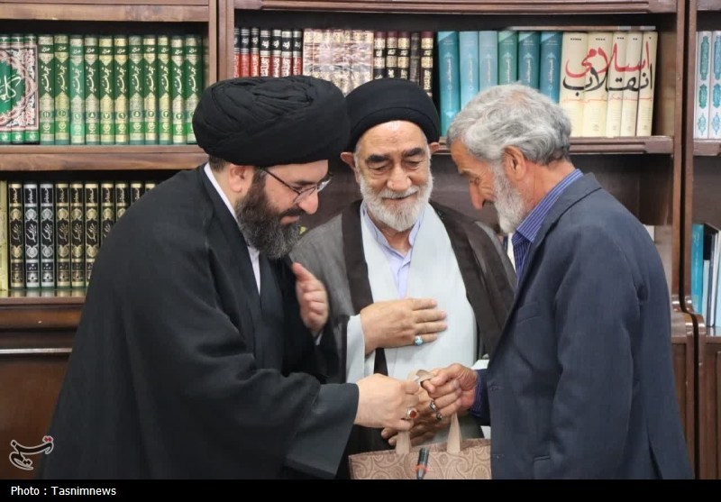 نماز جمعه پایه حرکت‌های فرهنگی، اجتماعی و انقلابی است