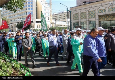 آیین اذن خدمت نیروهای خدمات شهردای مشهد