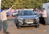 تحویل خودرو رووی eRX5 آغاز شد