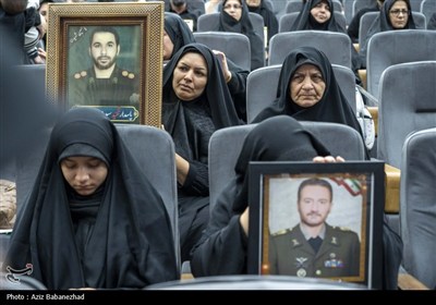 آیین گرامیداشت چهلمین روز شهادت فرماندهان ،‌دانشمندان و 88 لاله گلگون کفن استان لرستان