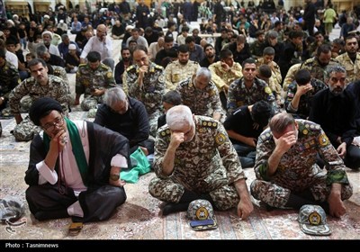 گرامیداشت شهدای پدافند هوایی ارتش در حرم بانوی کرامت