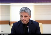 نرفتن زیر بار ظلم با تبعیت از ولایت تحقق مییابد