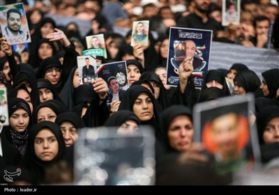 مراسم بزرگداشت شهدای جنگ تحمیلی اخیر با حضور رهبر معظم انقلاب