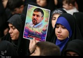 إقامة مراسم أربعین شهداء الحرب الأخیرة بحضور قائد الثورة الإسلامیة