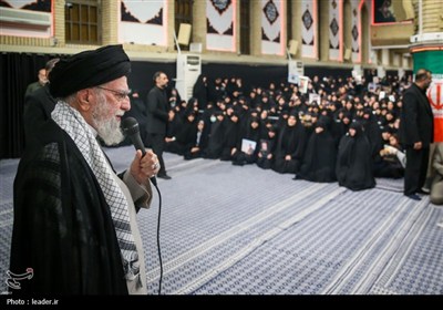 مراسم بزرگداشت شهدای جنگ تحمیلی اخیر با حضور رهبر معظم انقلاب
