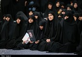 إقامة مراسم أربعین شهداء الحرب الأخیرة بحضور قائد الثورة الإسلامیة