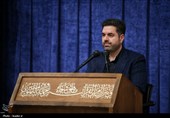 إقامة مراسم أربعین شهداء الحرب الأخیرة بحضور قائد الثورة الإسلامیة