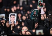 إقامة مراسم أربعین شهداء الحرب الأخیرة بحضور قائد الثورة الإسلامیة