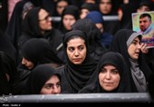 إقامة مراسم أربعین شهداء الحرب الأخیرة بحضور قائد الثورة الإسلامیة
