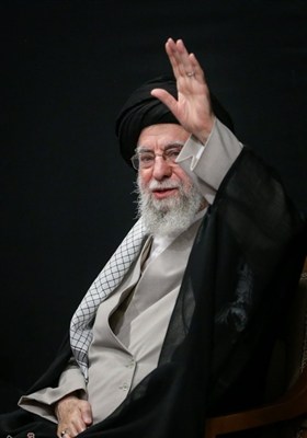 مراسم بزرگداشت شهدای جنگ تحمیلی اخیر با حضور رهبر معظم انقلاب