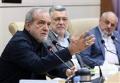پزشکیان به وزارت بهداشت رفت