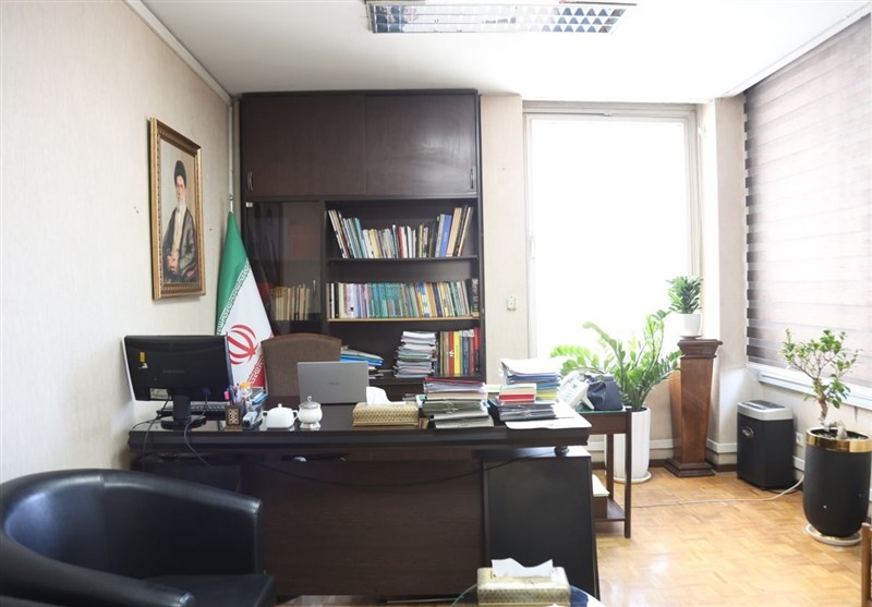 نماینده مجلس اداعا کرد، معاونت هنری تکذیب / 4 میلیارد هرگز، نهایت 400 میلیون 3