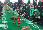 بانوان و کودکان گیلانی با پای دل به زیارت رقیه(س) رفتند