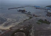 Цунами достигло побережья Японии после землетрясения в  оссии — тревога объявлена на западном побережье США